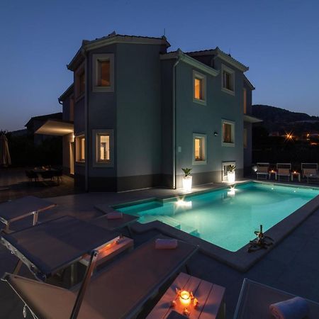 Villa Ban Trogir Exterior foto
